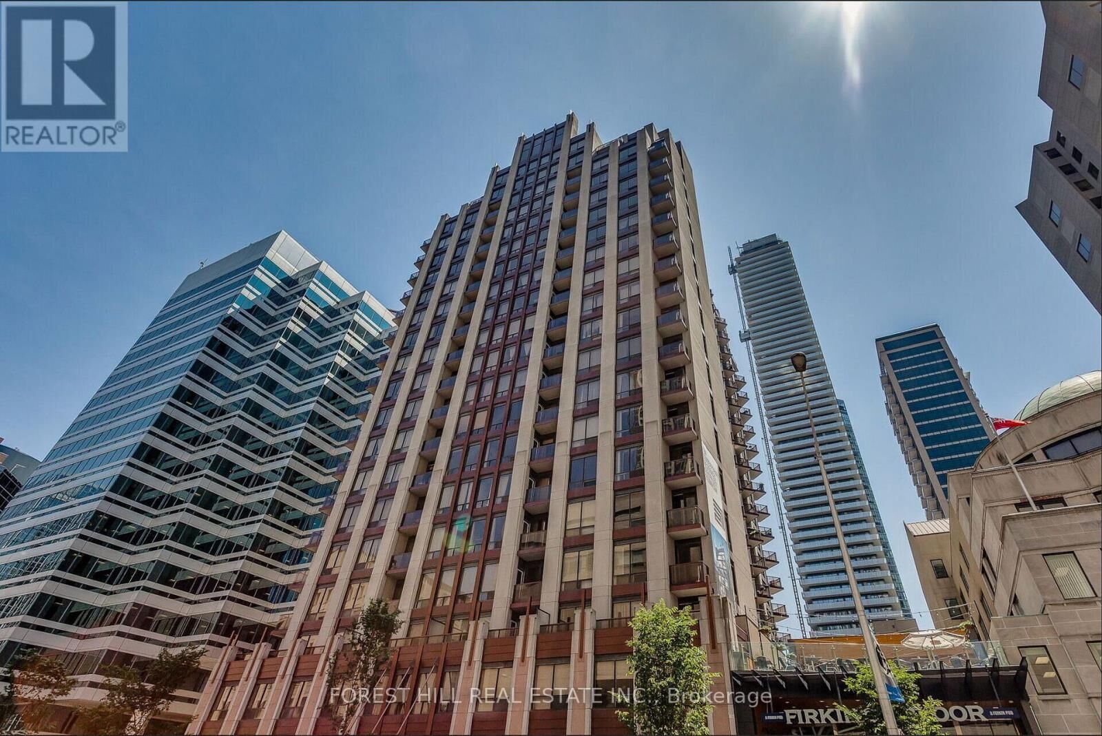 Property Photo:  85 Bloor Street East 1808  ON M4W 3Y1 