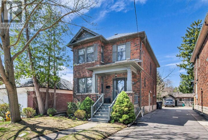 Property Photo:  296 Rosewell Avenue  ON M4R 2A8 