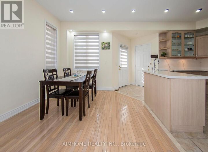 Property Photo:  118 Emery Hill Boulevard  ON L6C 2S5 