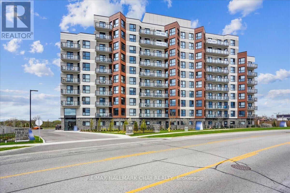 Property Photo: 30 Hanmer Street West 909 ON L4N 0J8