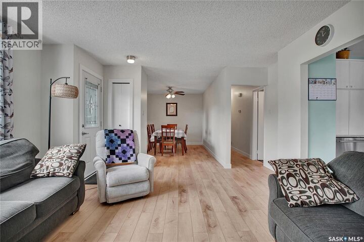 Property Photo:  1104 McMillan Avenue  SK S7L 2V1 