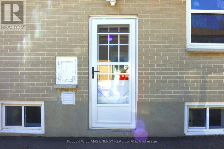 Property Photo:  258 Trent Street  ON L1J 4N1 
