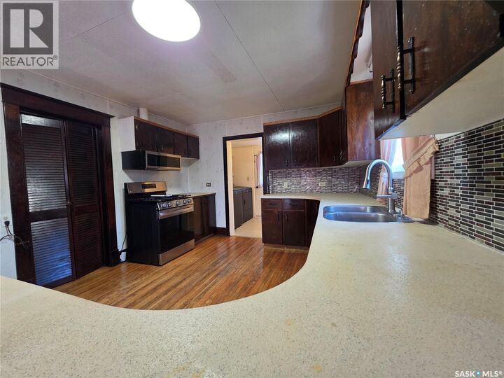 Property Photo:  111 Warwick Street  SK S0N 1T0 
