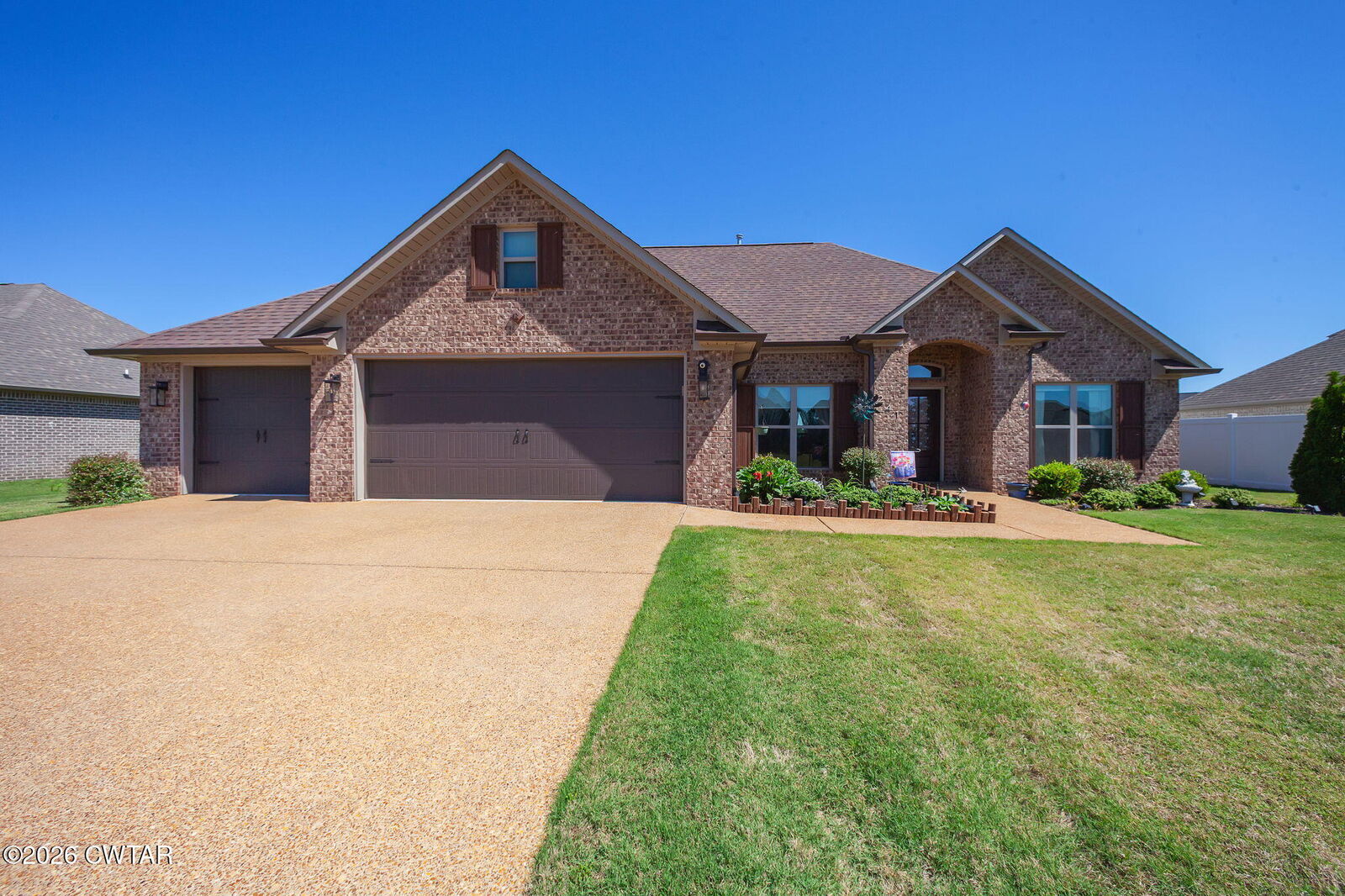 Property Photo:  241 Strawberry Ridge Drive  TN 38355 