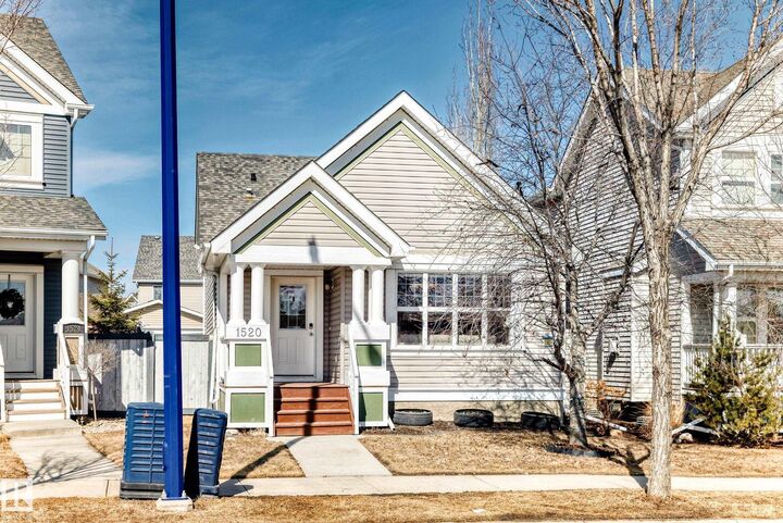 Property Photo:  1520 70 Street SW  AB T6X 0H3 