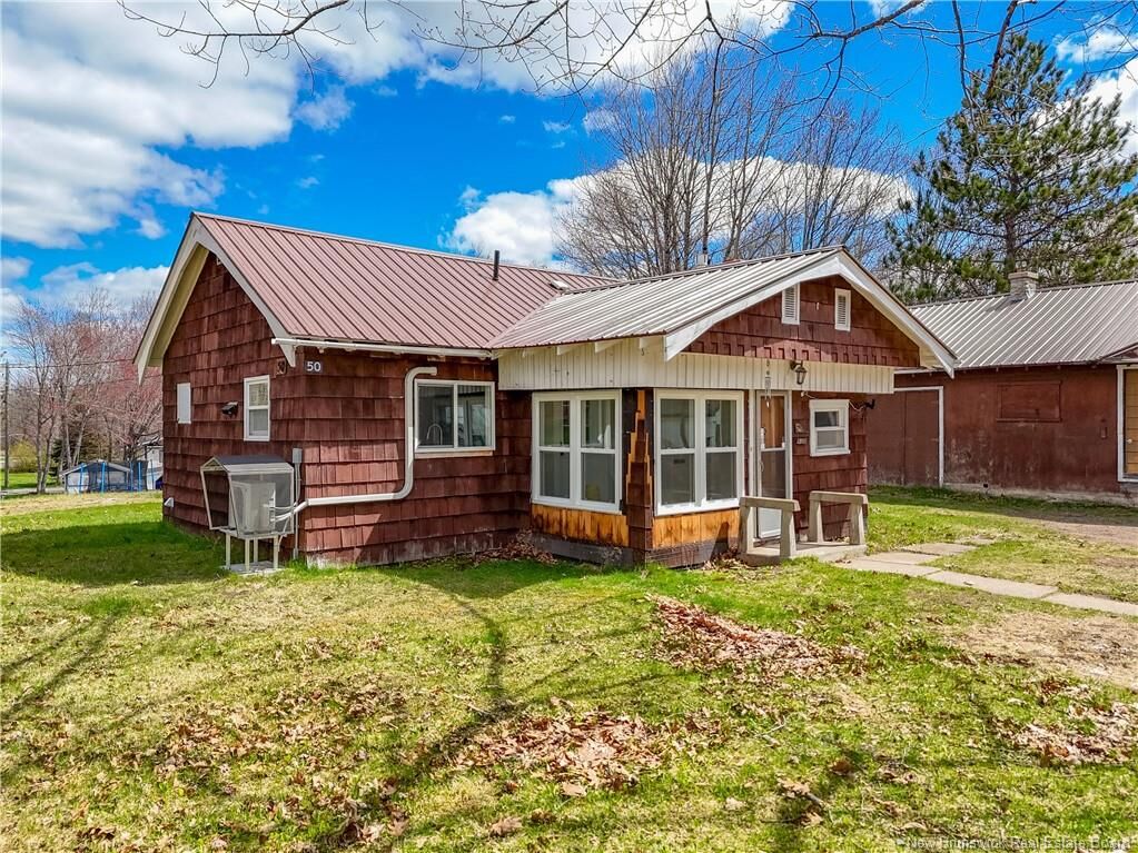 Property Photo:  50 West Street  NB E6J 1X4 