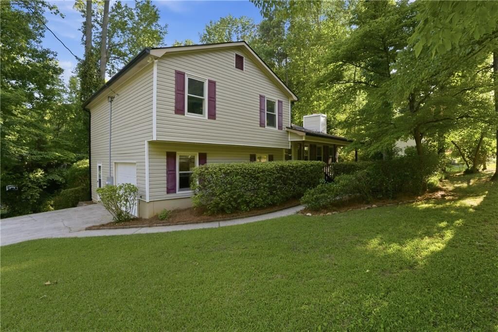 Property Photo: 4695 Spring Gate Drive GA 30127