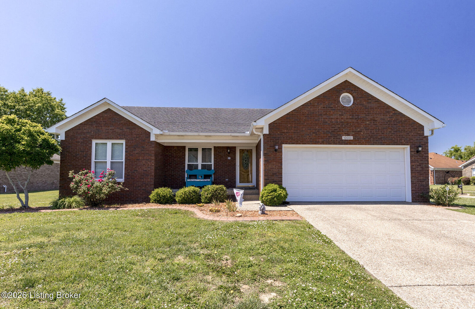 Property Photo:  10000 Evening Star Dr  KY 40272 
