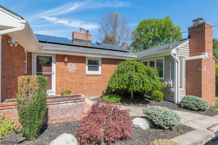 Property Photo:  492 King George Rd  NJ 07920 
