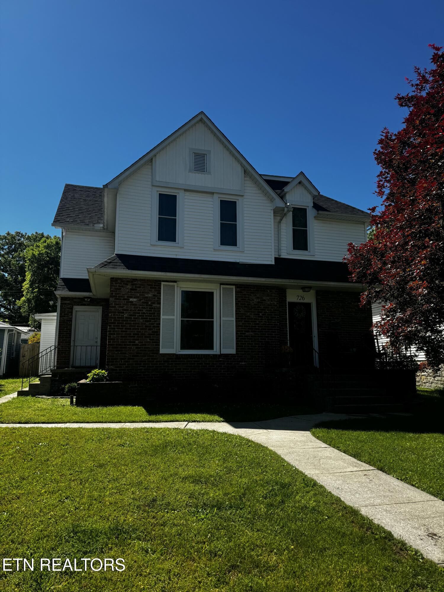 Property Photo:  726 Clinton St  TN 37748 