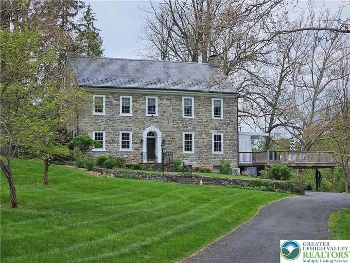 Property Photo:  200 Bella Vista Drive  PA 18017 