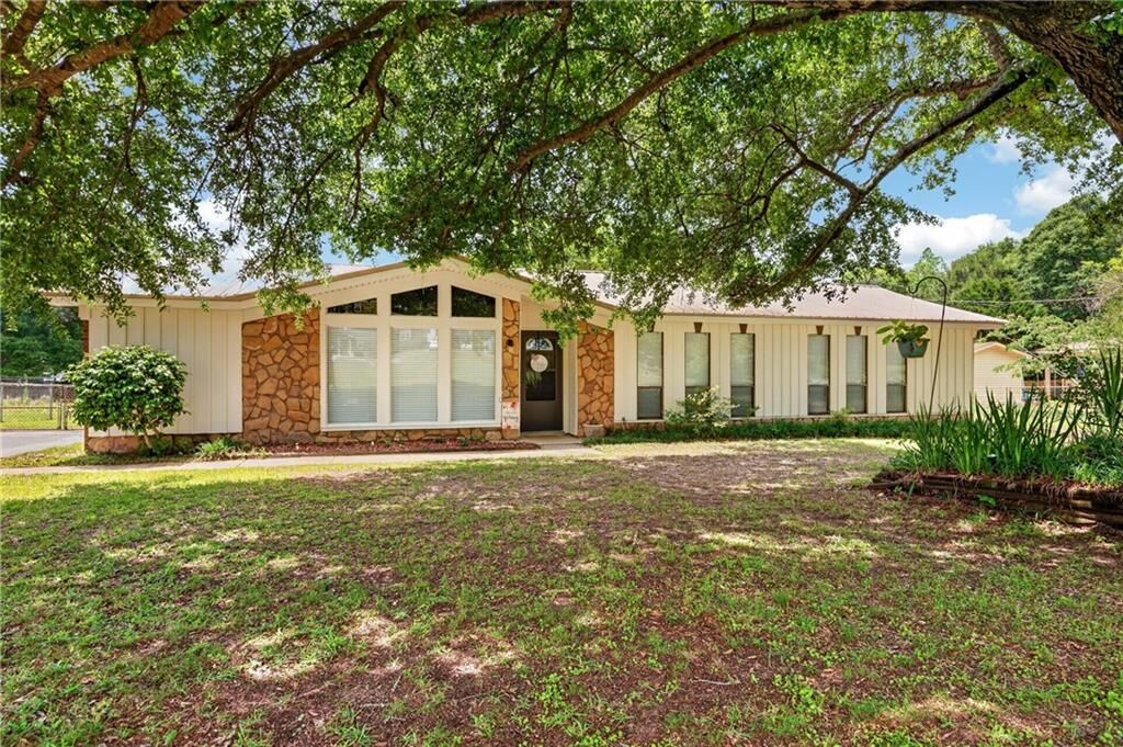 Property Photo:  9073 Howells Ferry Road  AL 36575 