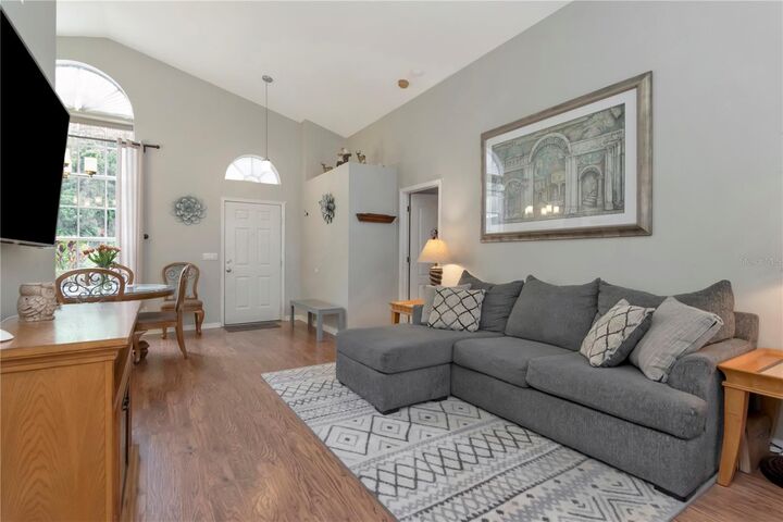 Property Photo:  18210 Sweet Jasmine Drive  FL 33647 
