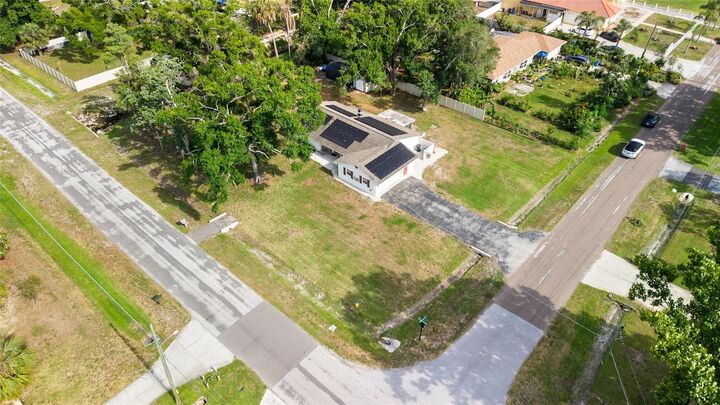 Property Photo:  8212 Sunny Vale Place  FL 33615 