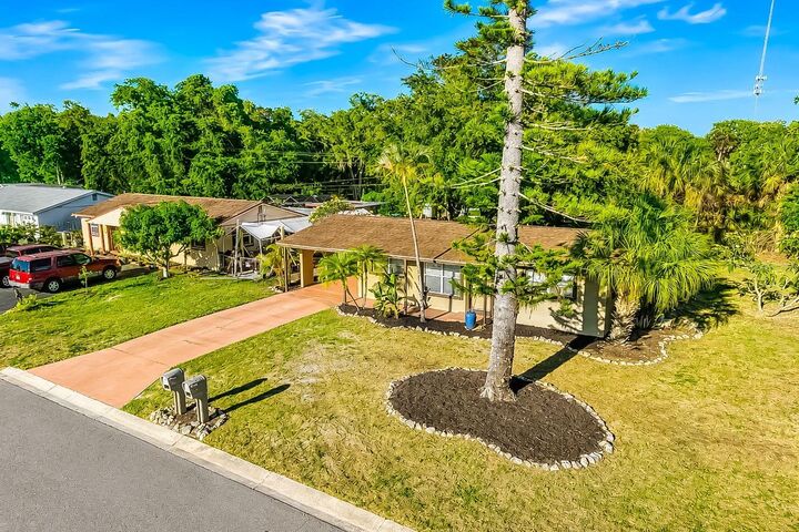 Property Photo: 4219 35th Street W FL 34205