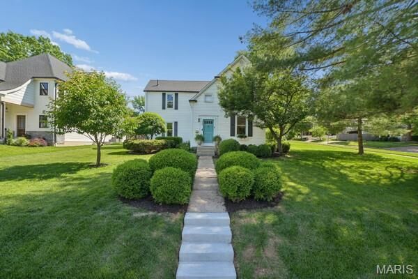 Property Photo:  340 W Essex Avenue  MO 63122 