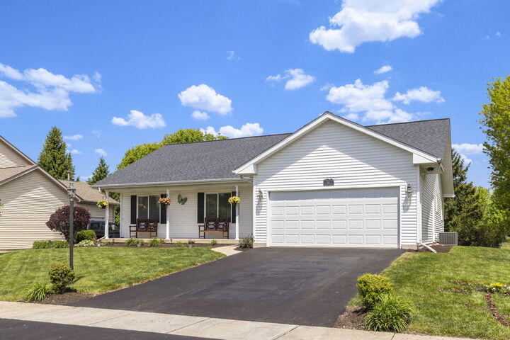 Property Photo:  513 Pheasant Chase Drive  IL 60490 