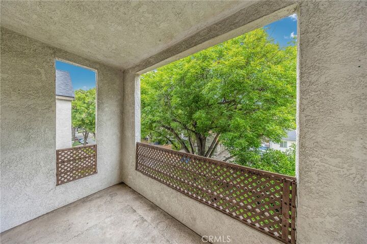 Property Photo:  300 N El Molino 327  CA 91101 