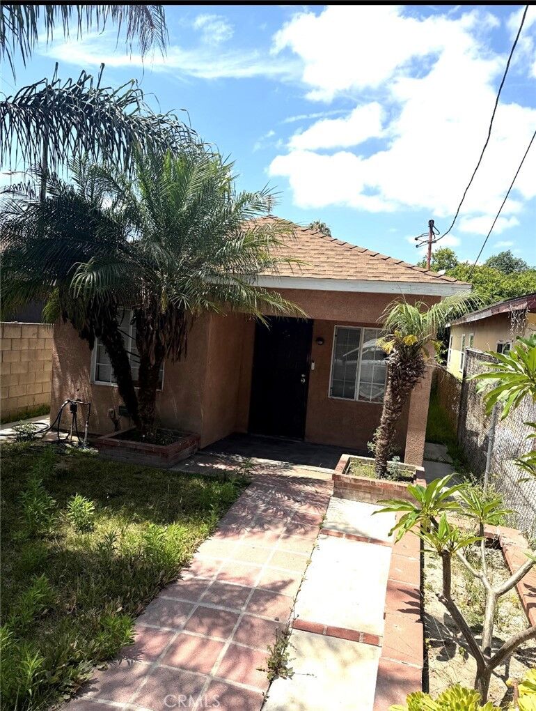 Property Photo: 13517 S Willowbrook Avenue CA 90222