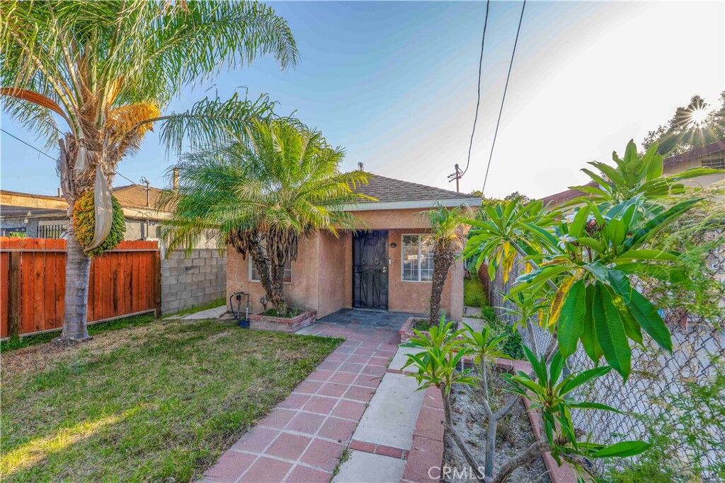 Property Photo: 13517 S Willowbrook Avenue CA 90222