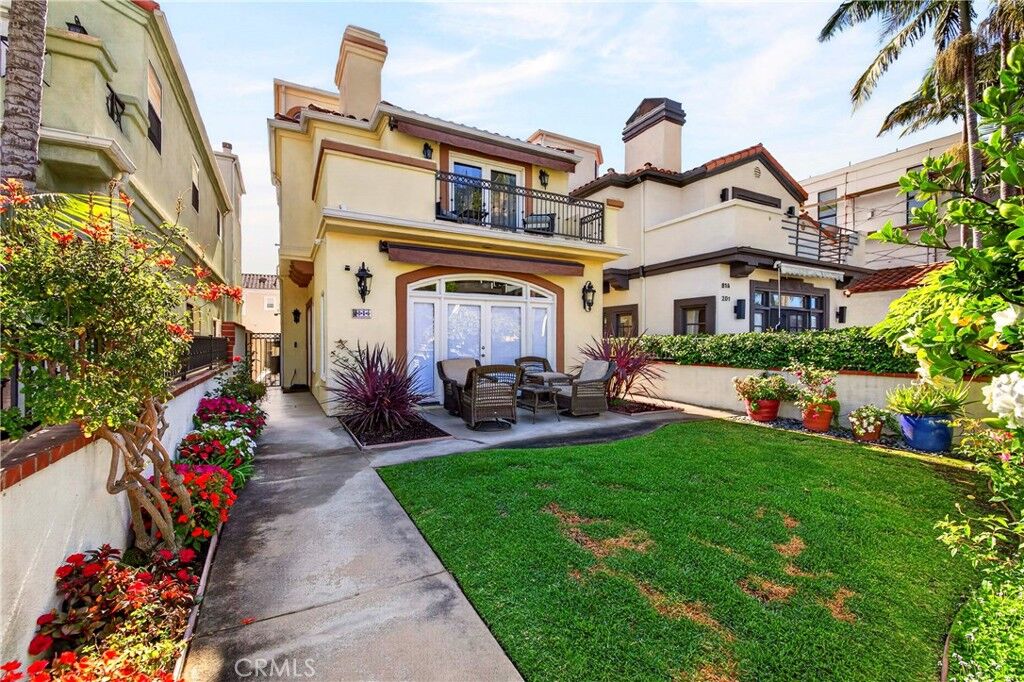Property Photo:  816 Delaware Street  CA 92648 