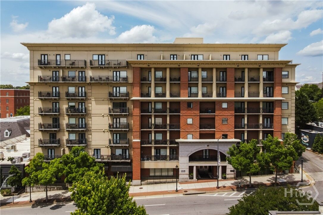 Property Photo: 250 W Broad Street 708 GA 30601