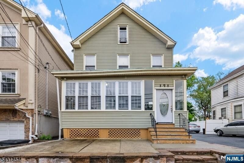 Property Photo:  171 Burgess Place  NJ 07055 