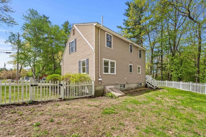 Property Photo:  29 Hazel Avenue  NH 03062 