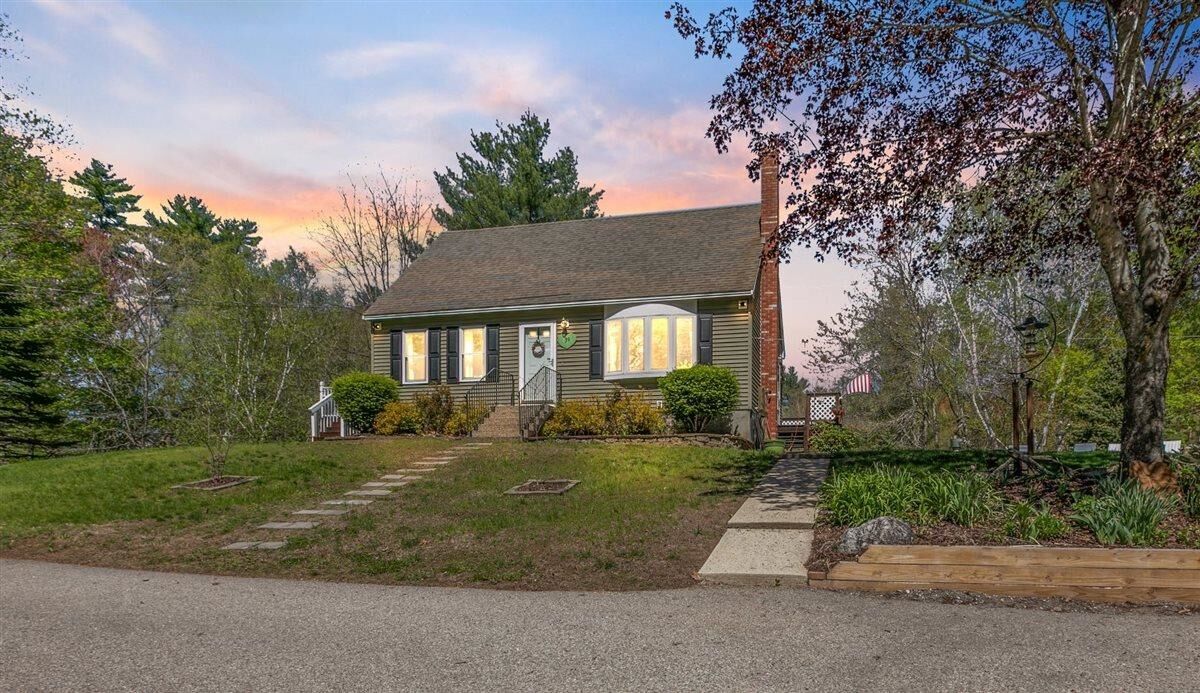 Property Photo:  39 Prescott Road  NH 03077 