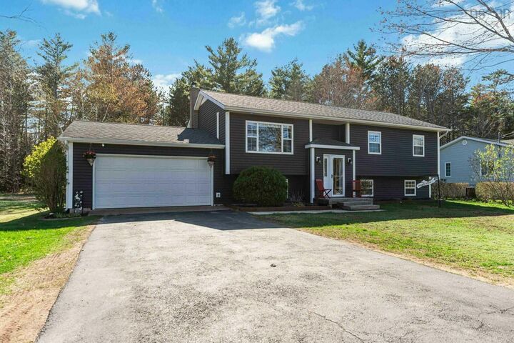Property Photo:  8 Robie Avenue  NS B0P 1R0 