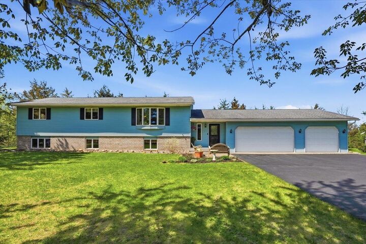 Property Photo: 1087 Tanney Lane WI 54016