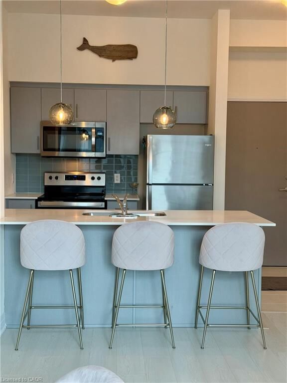 Property Photo:  16 Concord Place 648  ON L3M 0J1 