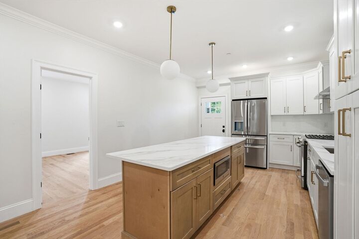 Property Photo:  13 Langmaid Ave 3  MA 02145 