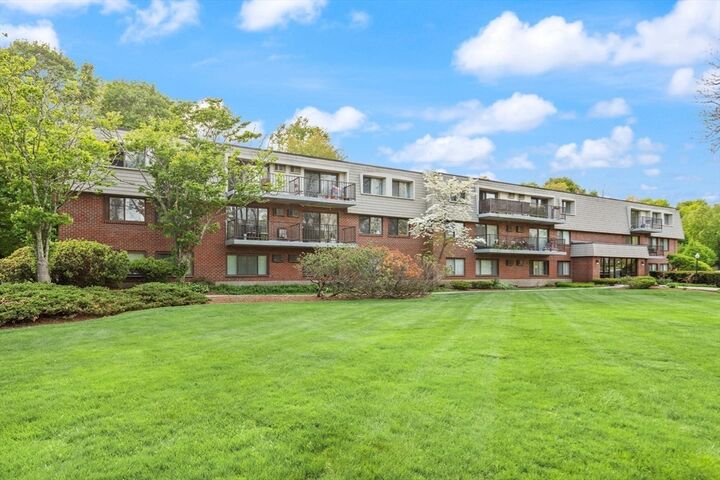 Property Photo: 575 Broad St 312 MA 02189