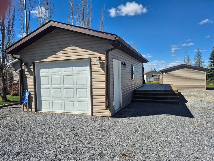 10046 Township Road 422 50A — photo 1