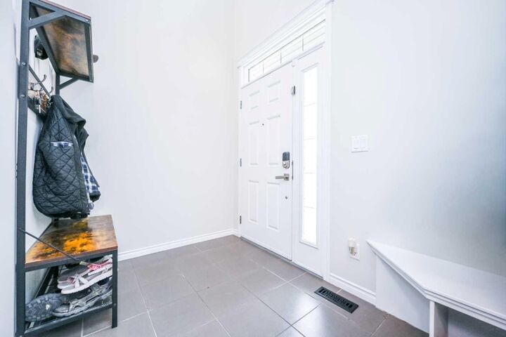 Property Photo:  8714 88A Street  AB T8X 0G6 