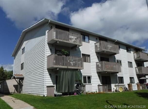 Property Photo:  114 Mount Pleasant Drive 207  AB T4V 2M7 
