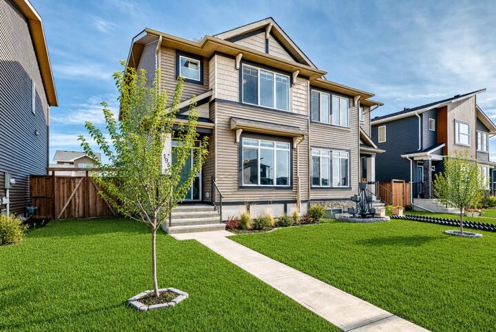 196 Dawson Drive — photo 1