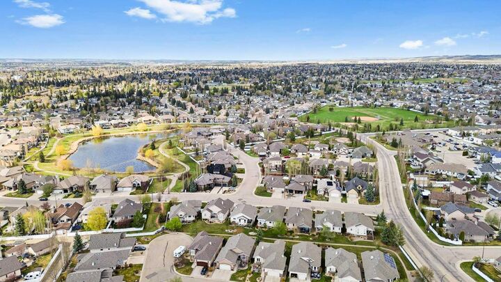 Property Photo:  199 Adams Close  AB T4R 3C8 