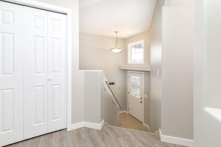 Property Photo:  191 Timberstone Way  AB T4P 0K9 