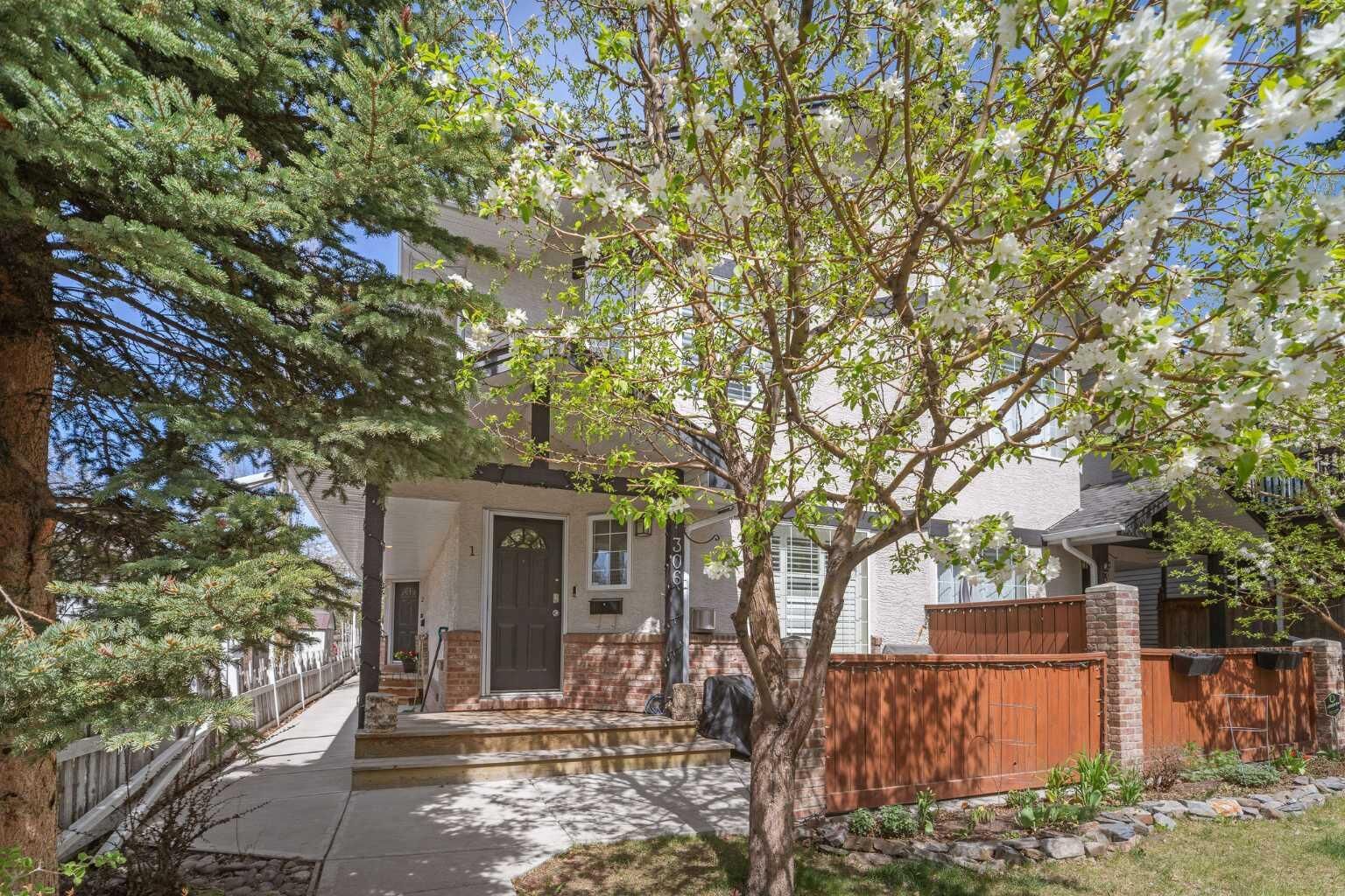 Property Photo:  306 14 Avenue NE 2  AB T2E 1E3 