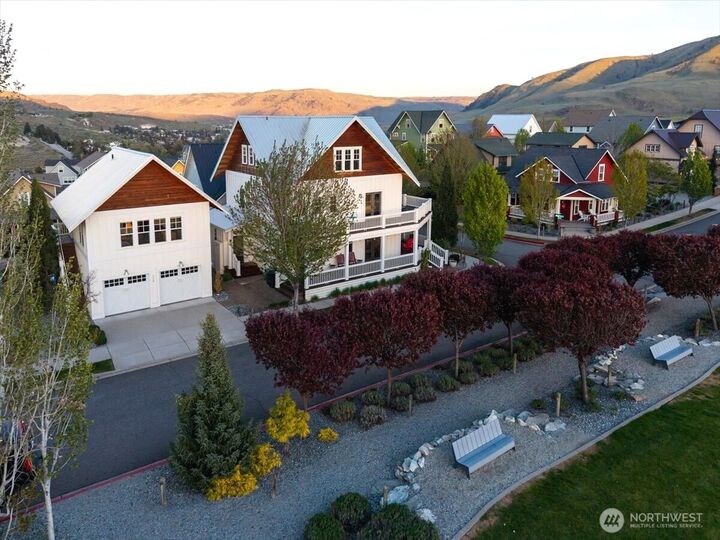 Property Photo:  108  Jackrabbit Lane  WA 98816 