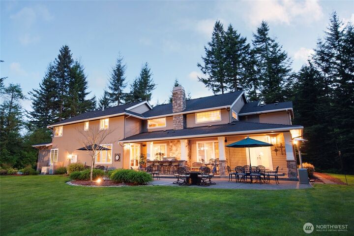 Property Photo:  19632  183rd Way SE  WA 98058 