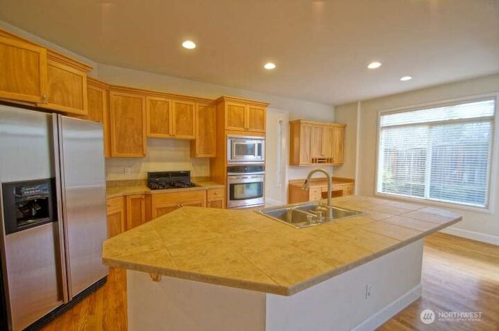 Property Photo: 308 239th Way SE WA 98074
