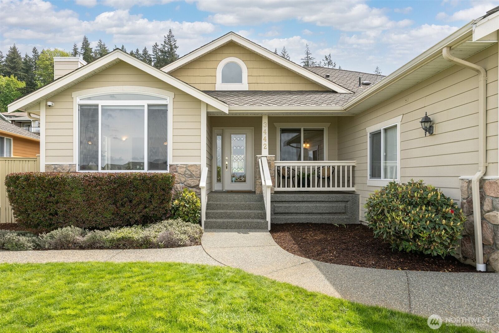 Property Photo:  3442  Ashbrooke Lane  WA 98226 