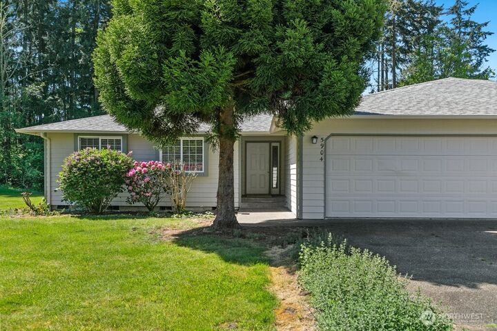 Property Photo:  5904  157th Street Court E  WA 98375 