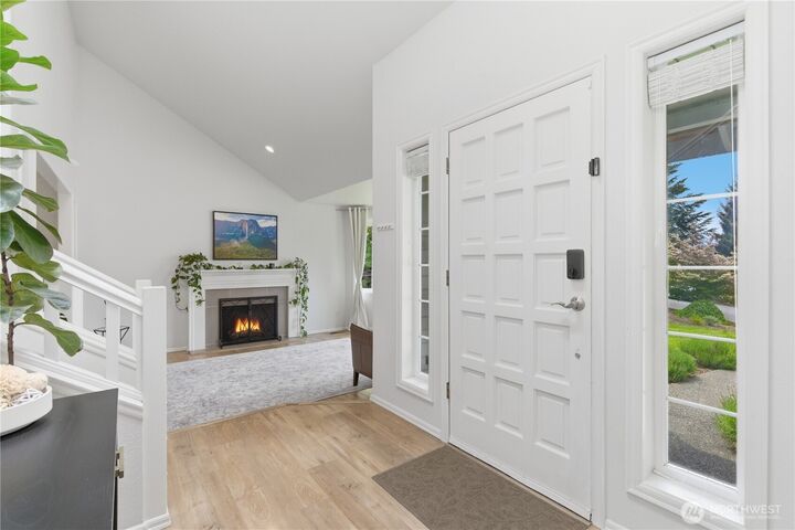 Property Photo:  209  Casey Court  WA 98388 