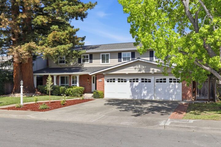 Property Photo: 2725 Fairbrook Drive CA 94040