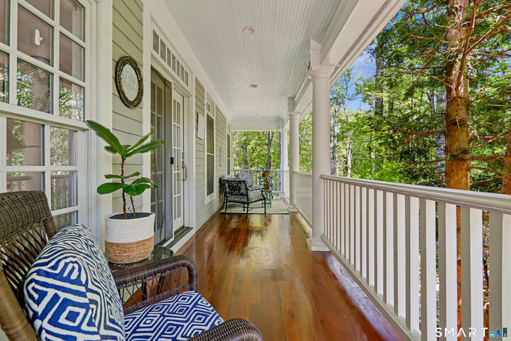 Property Photo:  35 Cherry Gate Lane  CT 06611 