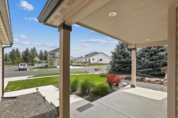 Property Photo:  920 S Pillar Rock Dr  WA 99224 